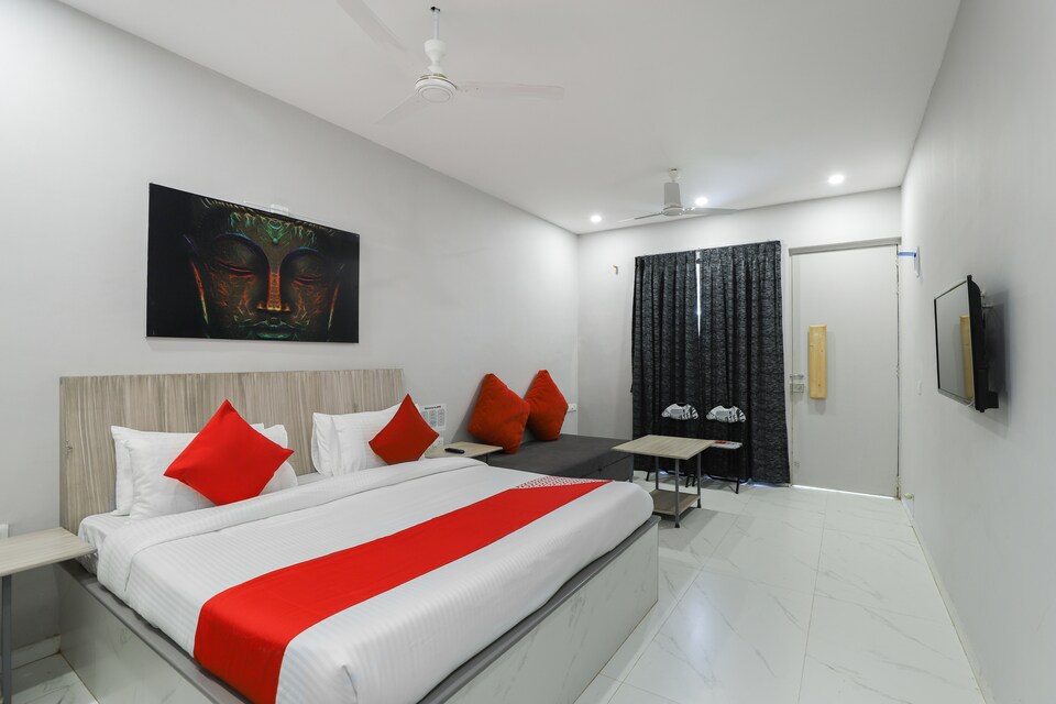 OYO 48991 Serene Cottages And Resorts, Gnaesh Chokdi, Anand