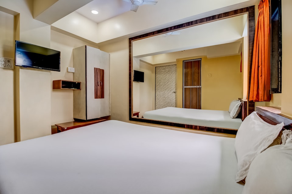 Hotel O Avenue Residency and Lodging, Mumbai Borivali-Dahisar-Mira Road, Mumbai