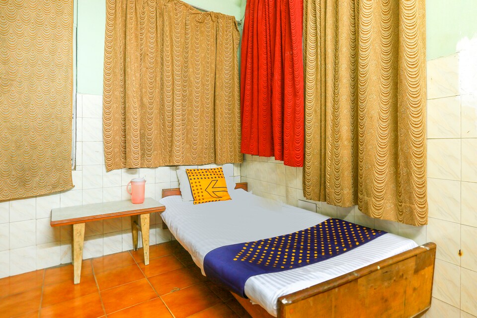SPOT ON 49012 New Adyar Guest House, Adyar Chennai, Chennai