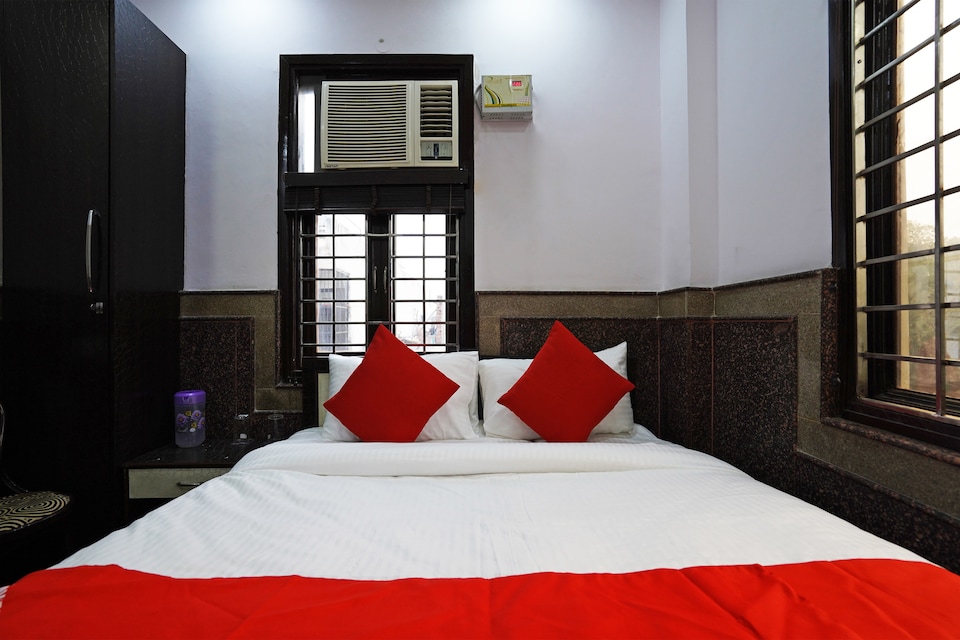 OYO 49019 Aasha Residency, North Delhi, Delhi