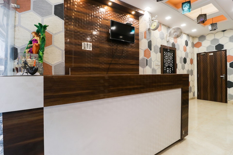 OYO 49021 Hotel R. S. Residency, Sultan Pind Gate Amritsar, Amritsar