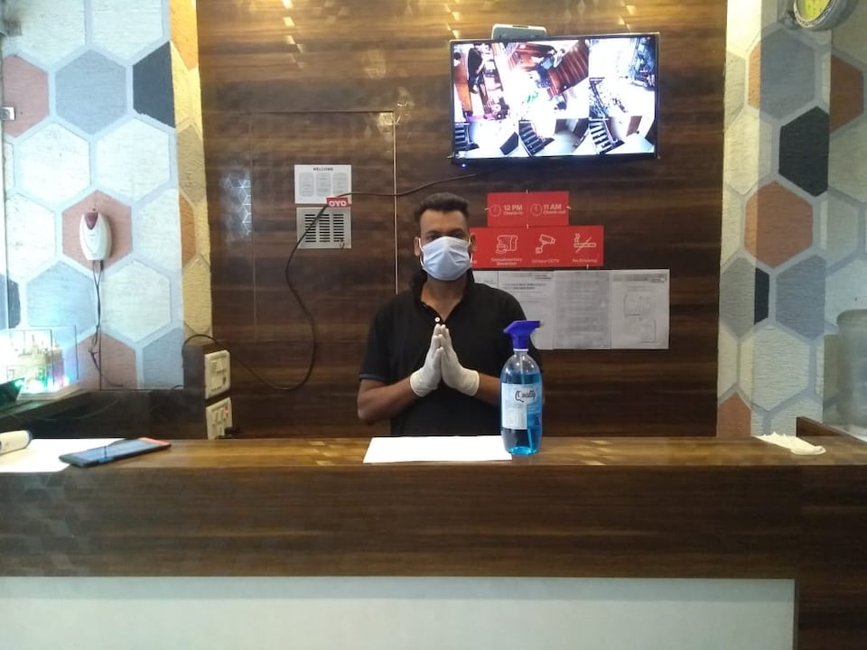 OYO 49021 Hotel R. S. Residency, Sultan Pind Gate Amritsar, Amritsar