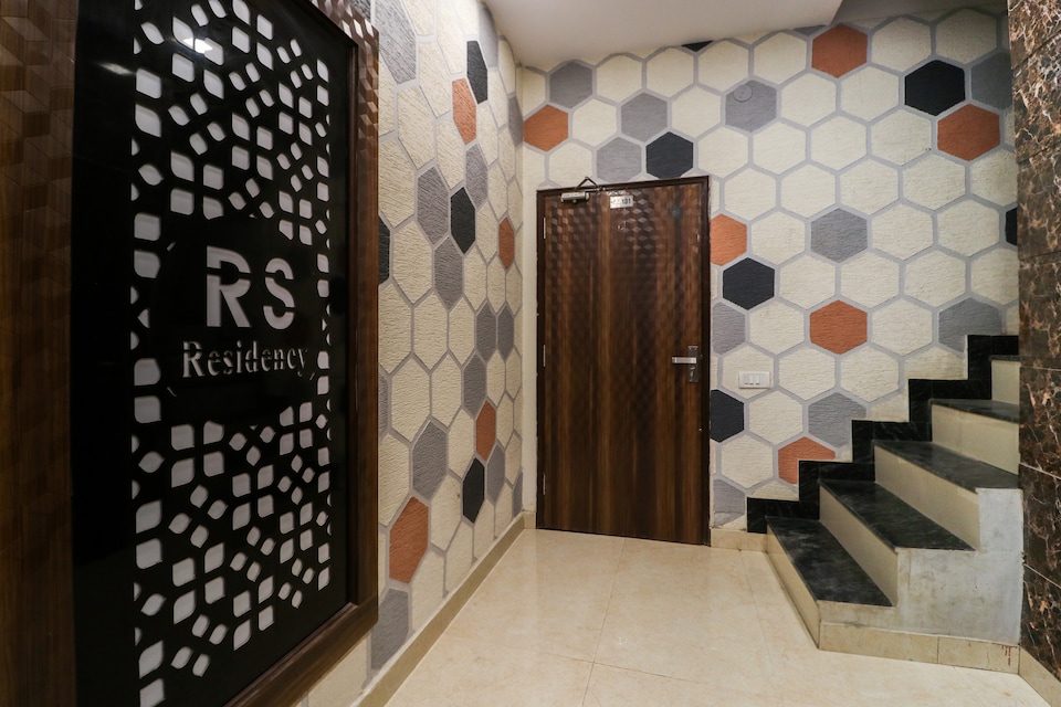 OYO 49021 Hotel R. S. Residency, Sultan Pind Gate Amritsar, Amritsar