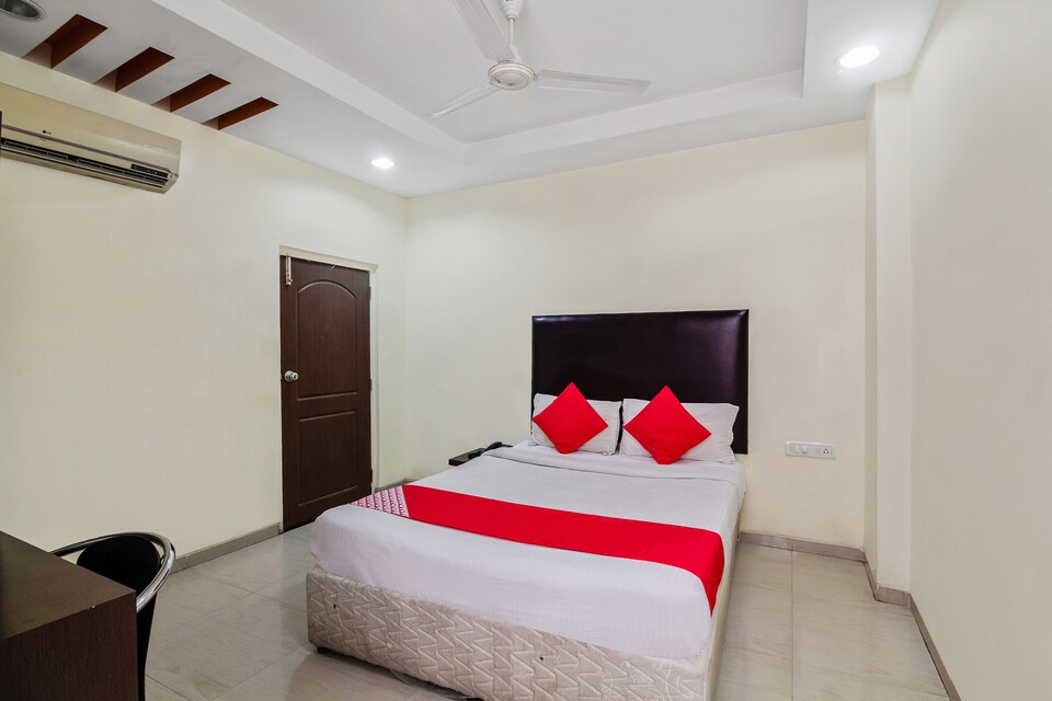 OYO 49037 Entco Beccun Designer Hotel, Ameerpet, Hyderabad