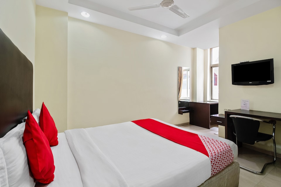 OYO 49037 Entco Beccun Designer Hotel, Ameerpet, Hyderabad