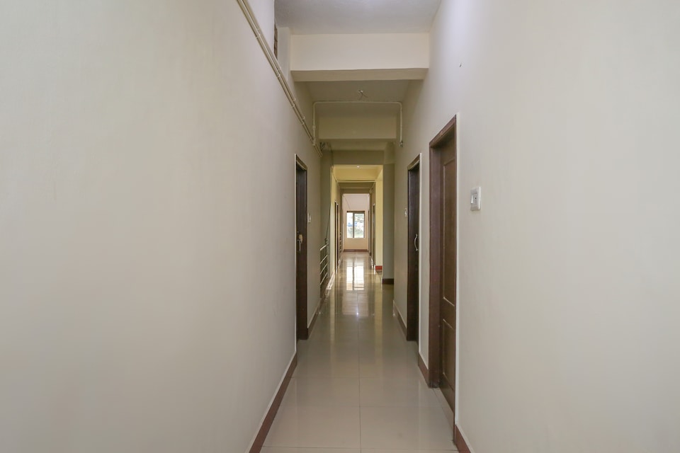 OYO 49048 Jayanthi Tower, Vellore, Vellore