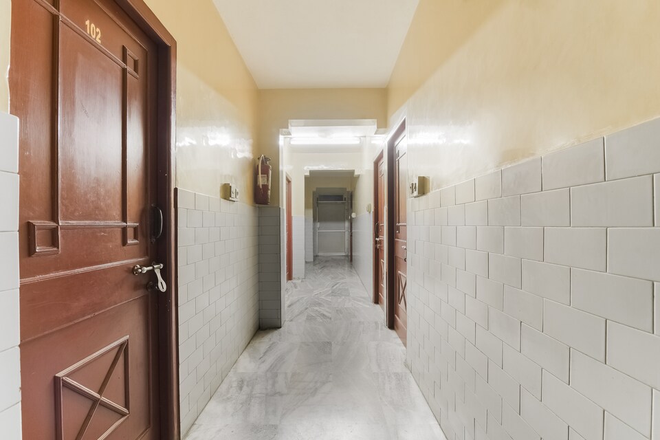 OYO 49055 Hotel D.s.r Lodge, Krishnagiri, Krishnagiri