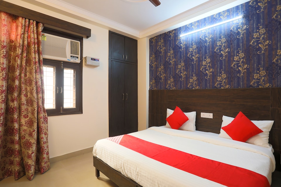 OYO 49068 Dwarka Guesthouse, Dwarka Delhi, Delhi