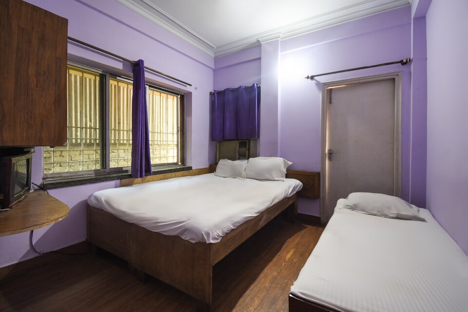 SPOT ON 49070 Guest House Hastings, Alipore Kolkata, Kolkata