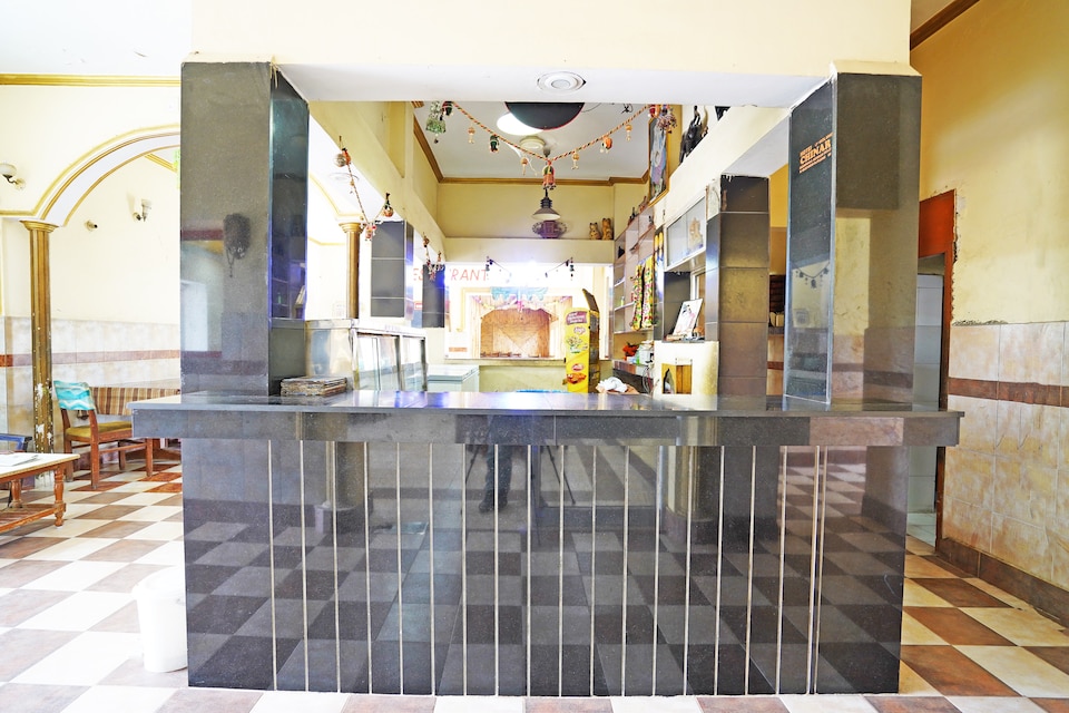 Capital O 49078 Hotel Chinar, Neemrana, Neemrana