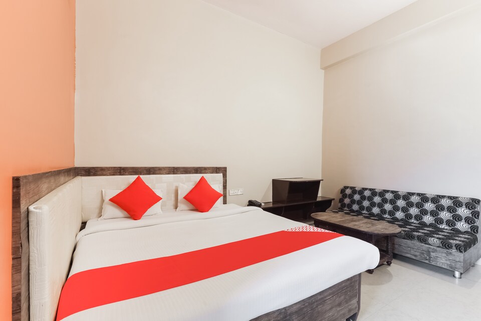 OYO 49090 G K Jain, Guna, Guna