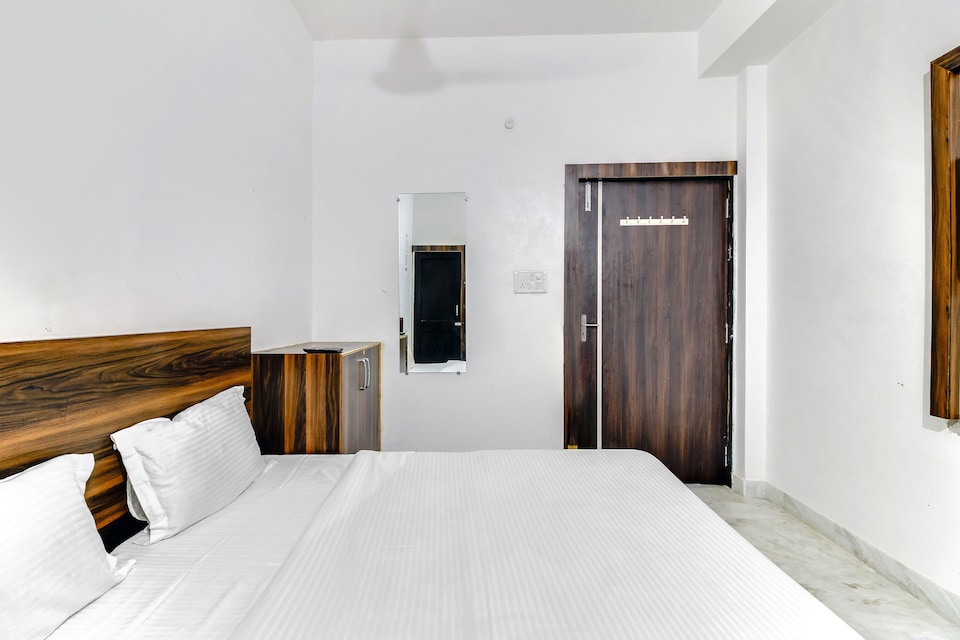 OYO 49091 Hotel & Restaurant Sat Kripa, Sukher Udaipur, Udaipur