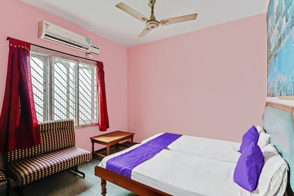 SPOT ON 49092 Hotel Prakruthi Boarding & Lodging, Rajajinagar Bangalore, Bangalore