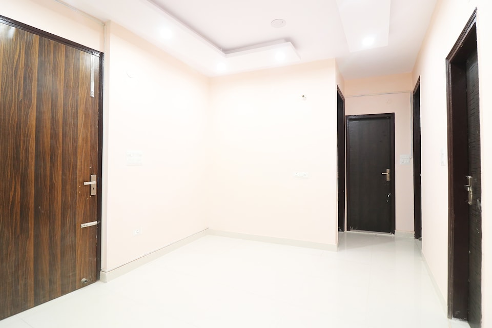 Hotel O AMANTRA RESIDENCY , Dwarka Delhi, Delhi