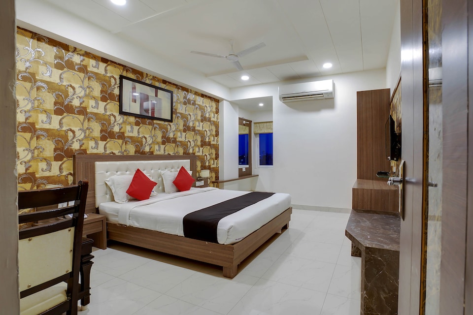 Townhouse OAK Sri Simran Park Hotel Near Secunderabad Railway Station, Secunderabad Railway Station, Hyderabad