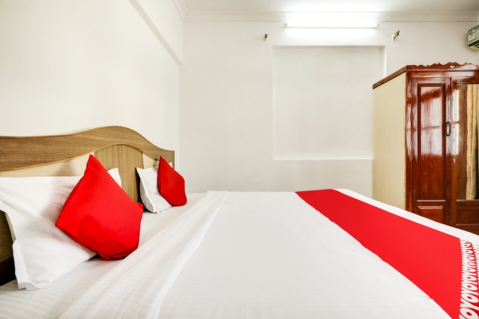 OYO 49155 Naga's Hotel Satyavati, Morjim Goa, Goa