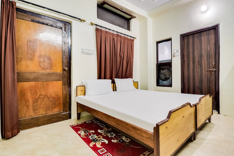 SPOT ON 49178 Hotel Amber, Orai, Orai