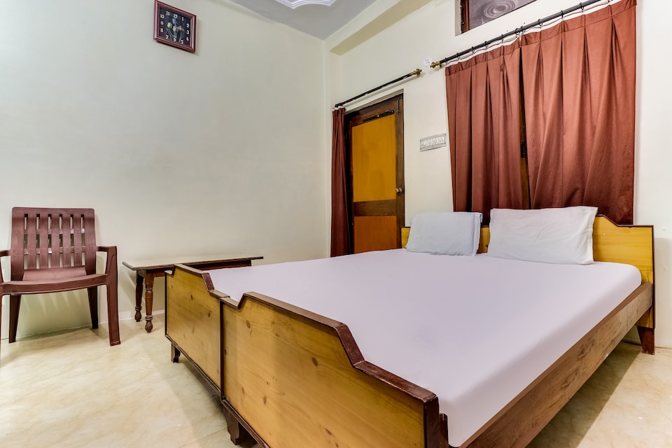 SPOT ON 49178 Hotel Amber, Orai, Orai