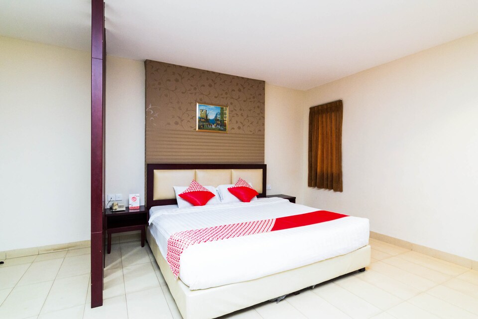 OYO 1447 Lovina Inn - Nagoya Batam, Nagoya Batam, Batam