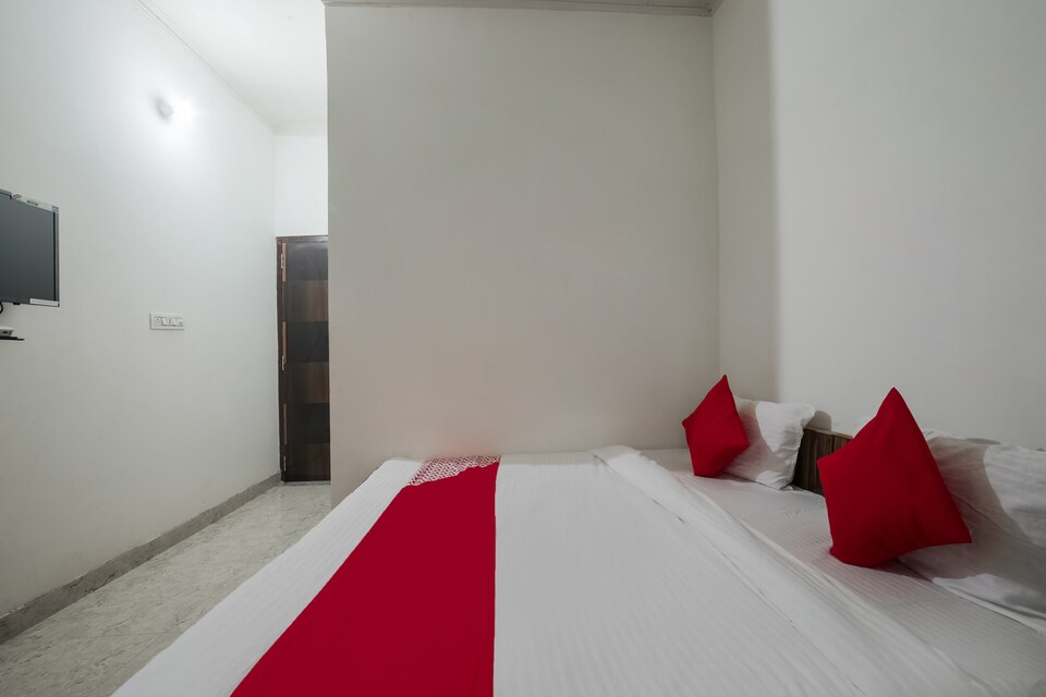 SPOT ON 49189 Hariom Hotel And Resort, Behror, Behror