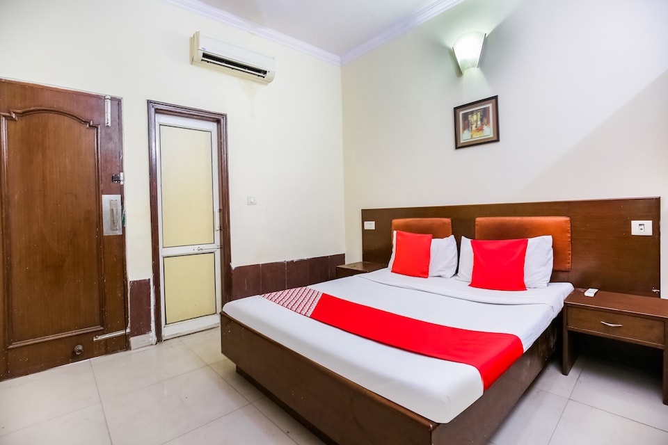 Hotel O Angad Continental, Ambala Cantt, Ambala