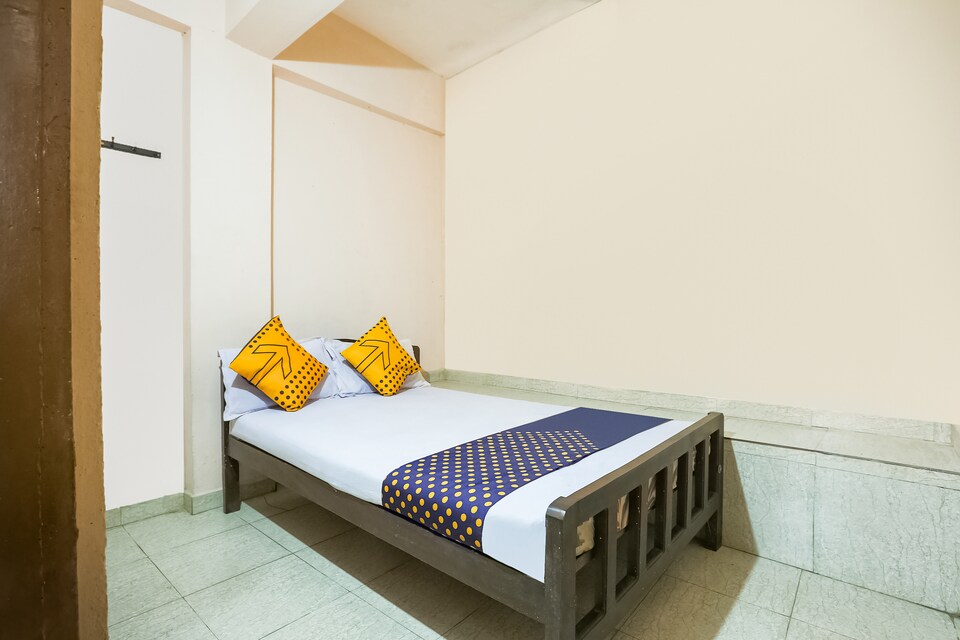 SPOT ON 49217 Sathya Priya Lodge , Gudalur city, Gudalur