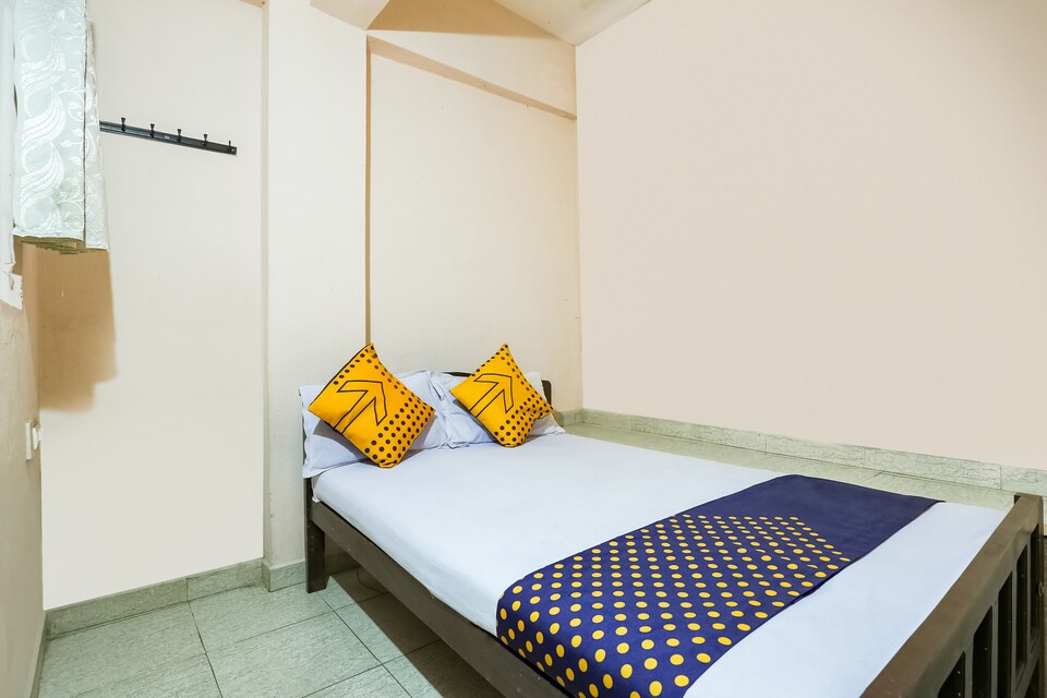 SPOT ON 49217 Sathya Priya Lodge , Gudalur city, Gudalur