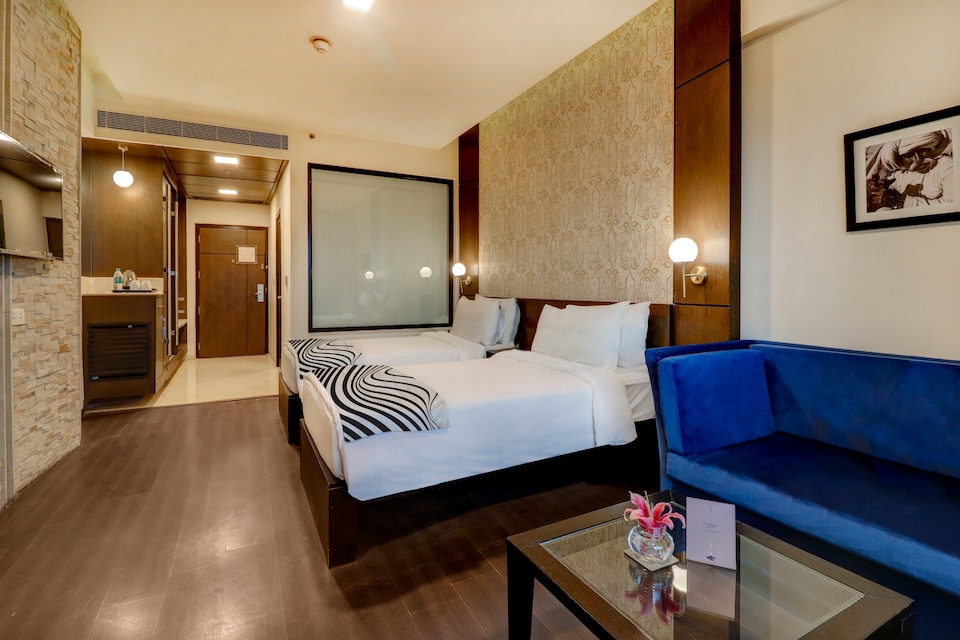 Sunday Hotel Jaipur, photo 3