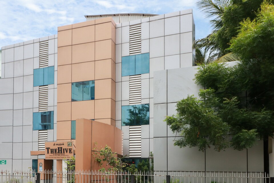 OYO 49220 The Hive, Thoraipakkam, चेन्नई
