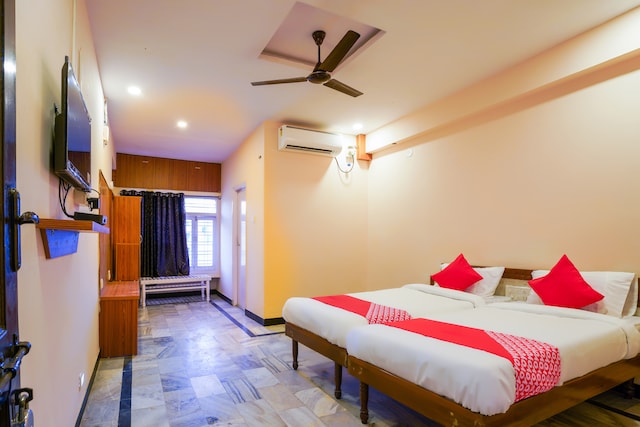 Hotel O Raja Residency Near Snow World