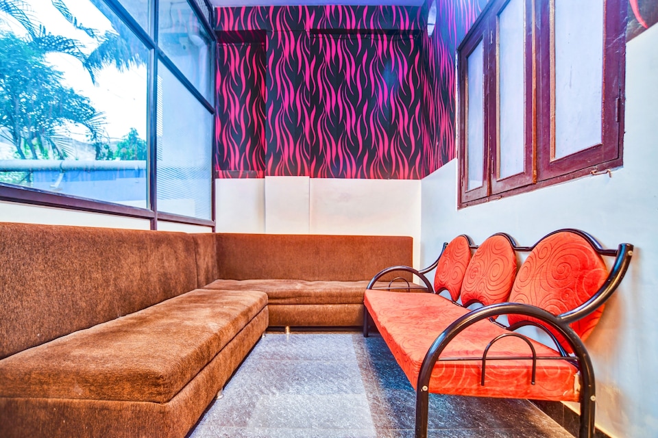 HOTEL O SILVER PEACE, Vijay Nagar Indore, Indore