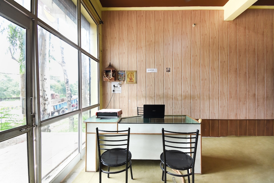 SPOT ON 49295 Hotel Kohinoor Park, Kurukshetra, Kurukshetra