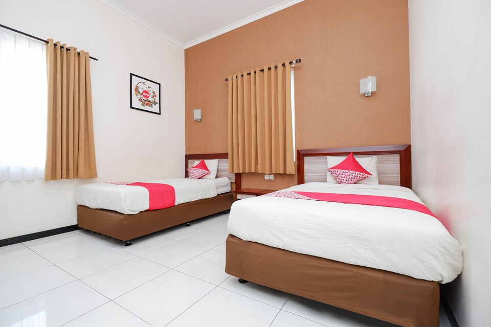 OYO 1451 Arya Graha, Semarang Kota, Semarang