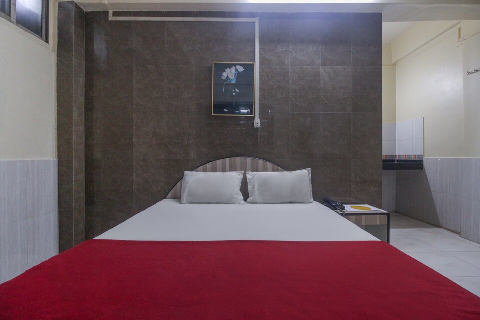 SPOT ON 49319 Hotel Welcome , Mangaon, Mangaon