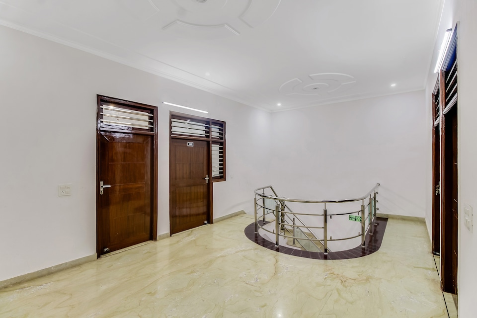 SPOT ON 49331 Hotel Greenland , Fatehabad Road, Agra