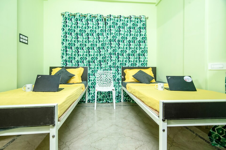 OYO LIFE KOL1270 Kasba, Ruby Hospital Kolkata, Kolkata