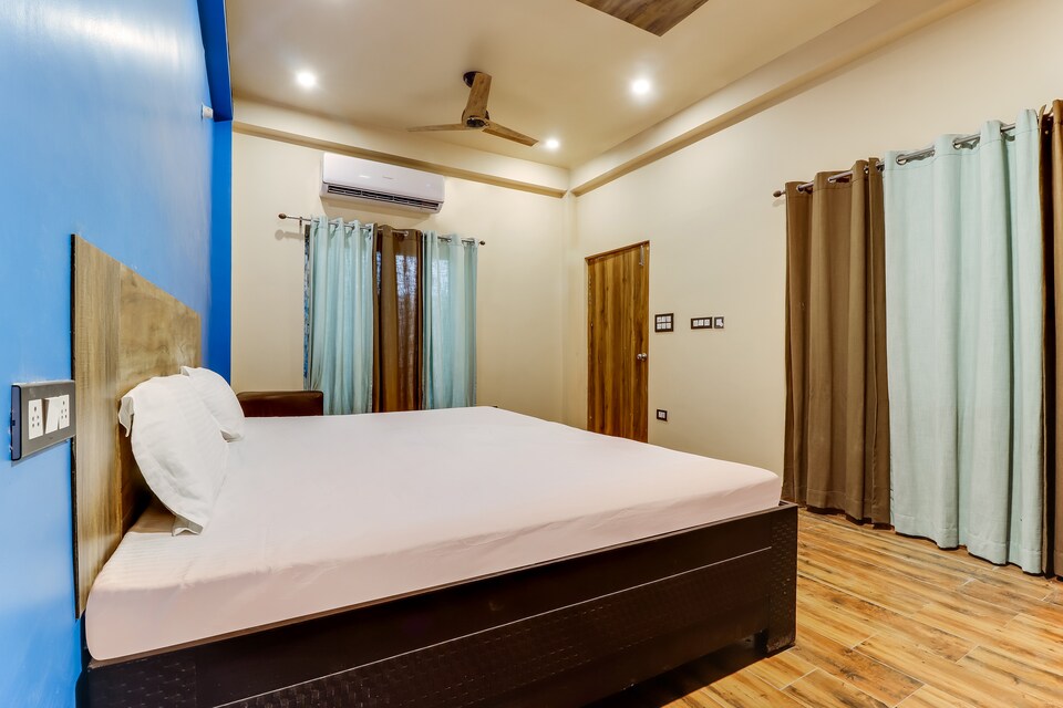 SPOT ON 49375 Royal Inn, Airport Lucknow, Lucknow