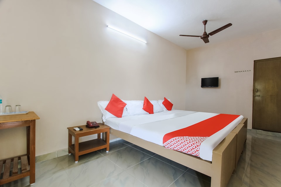 OYO 49391 A.D.P. Cottage, Velankanni, Velankanni