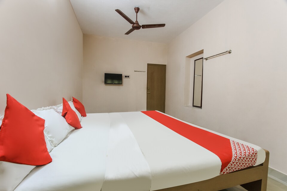 OYO 49391 A.D.P. Cottage, Velankanni, Velankanni