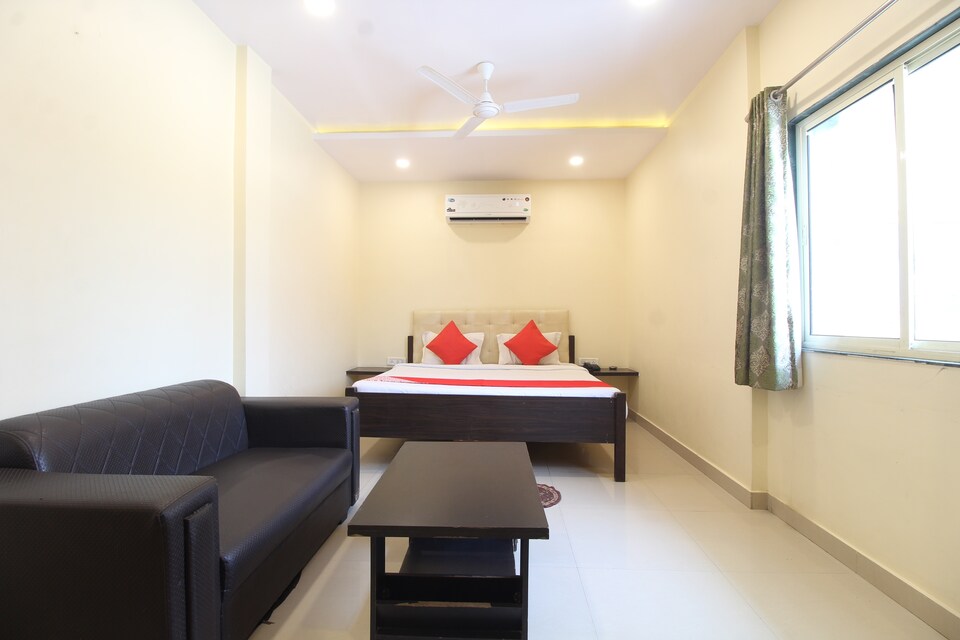 OYO 49408 Hotel Surya, Padav, Gwalior