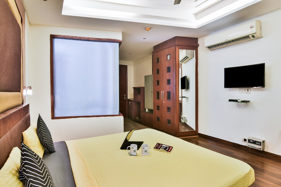 LIVE as GRG679, Golf Course Road, Gurgaon