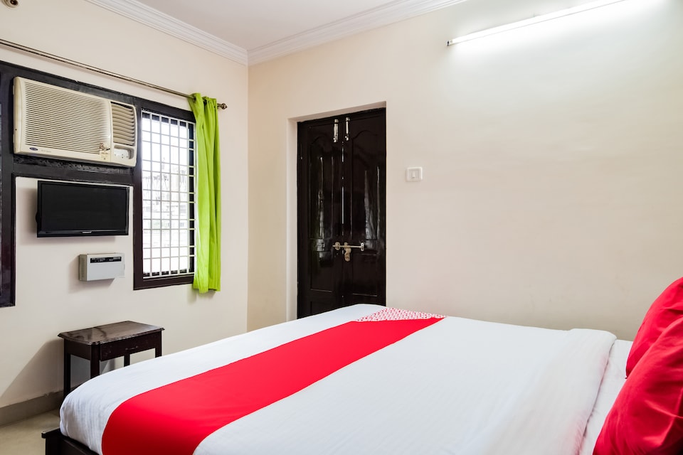 OYO 49427 Vani Residency , Ammalapuram, Ammalapuram