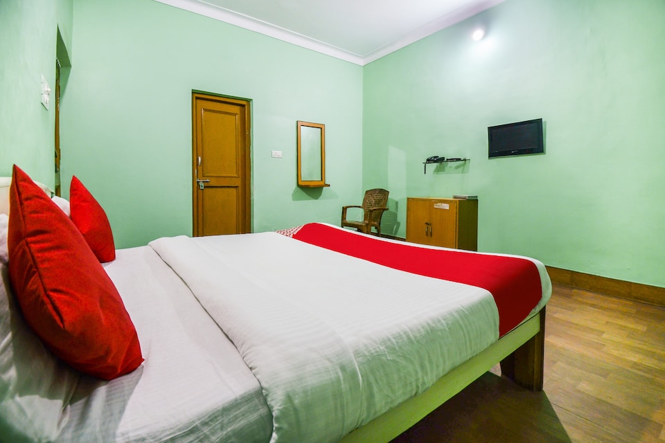 OYO 49449 Osheen Guest House, City Centre, Gwalior