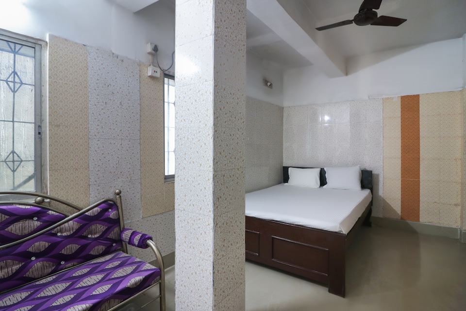 SPOT ON 49450 Silver Woods, Howrah Kolkata, Kolkata