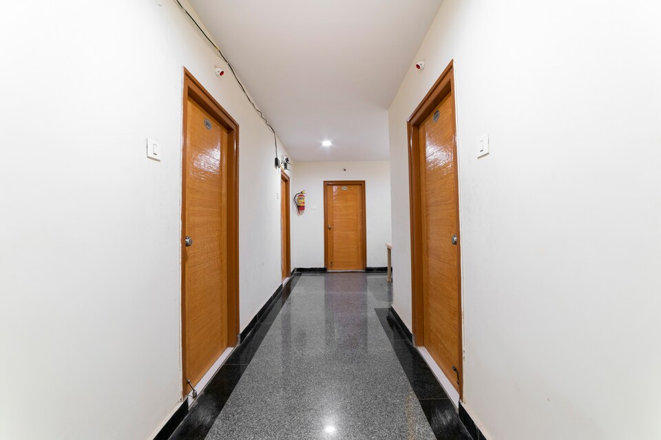 OYO 49452 Nakshatra , Hitech City Hyderabad, Hyderabad