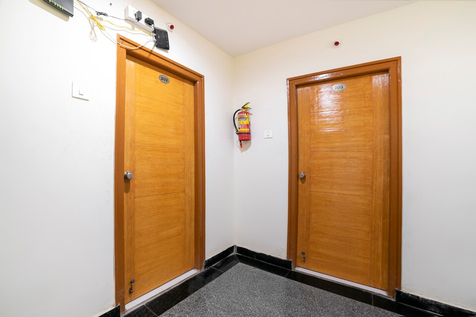 OYO 49452 Nakshatra , Hitech City Hyderabad, Hyderabad