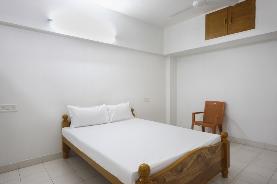 Live on CHN1973, Koyambedu Chennai, Chennai