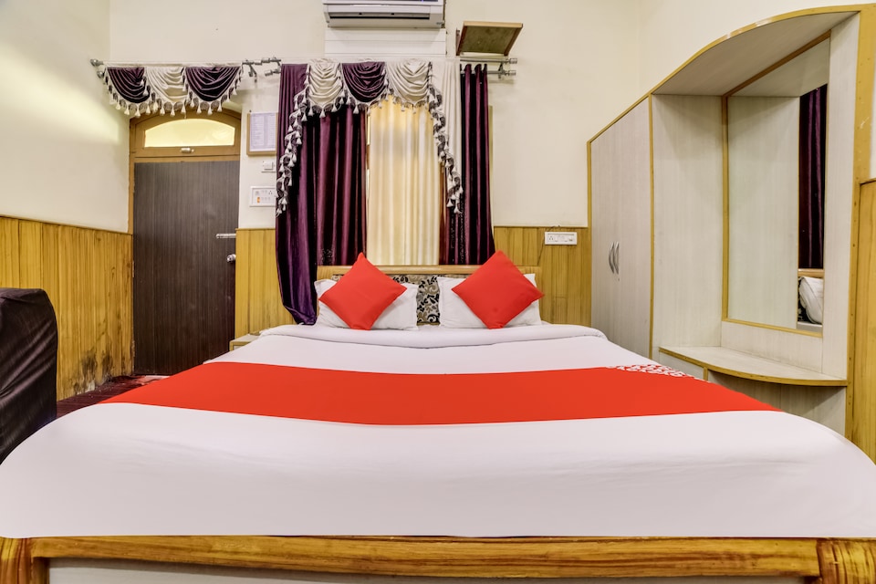 OYO 49475 Hotel Madhuvan Vatika & Resort, Etawah, Etawah