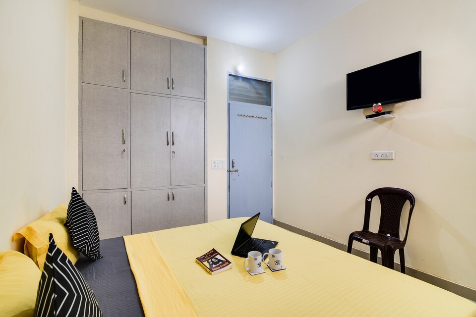 OYO LIFE GRG1680 Palam Vihar Extension, Old Gurgaon, Gurgaon