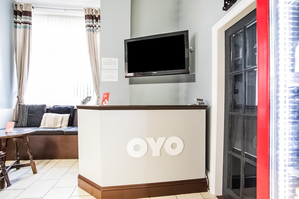 OYO Newcastle West, Newcastle (North England), Newcastle